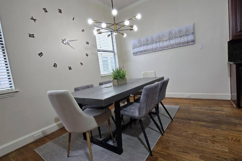 Modern Galleria Gem Private Jacuzzi 3 Br Houston Zewnętrze zdjęcie